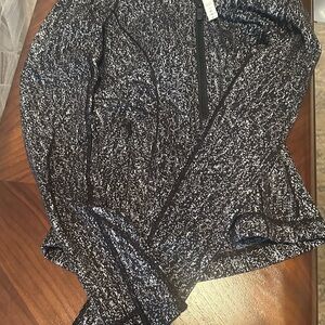 Lululemon black and white full zip jacket